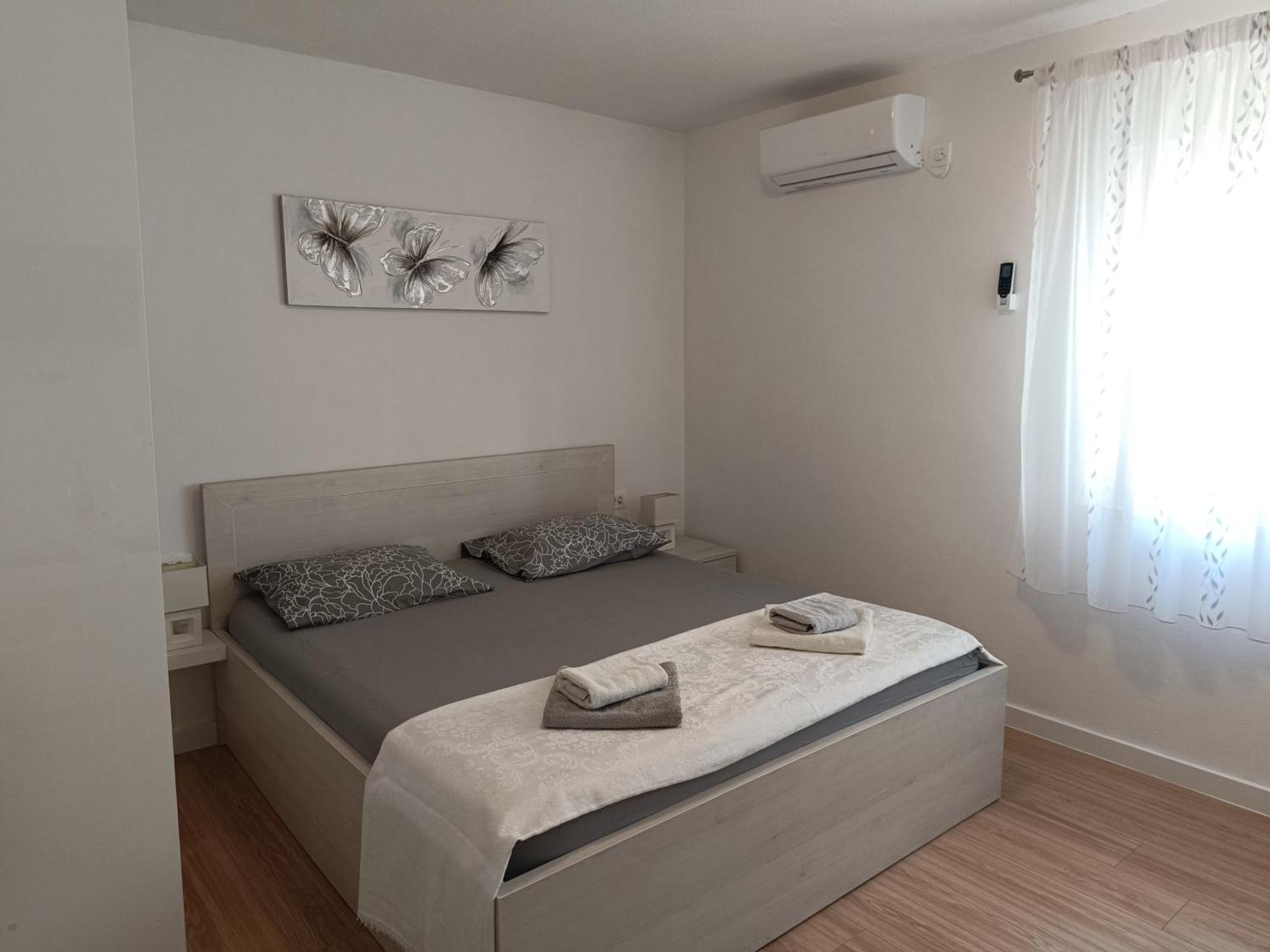 Studio Apartment 3E Split Extérieur photo